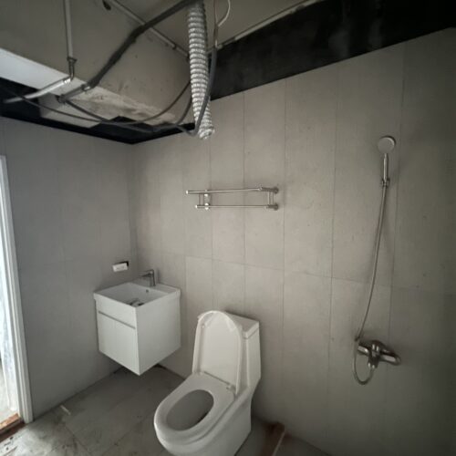 馬桶K-93盆櫃AR-906-E龍頭K-600置物架S-304